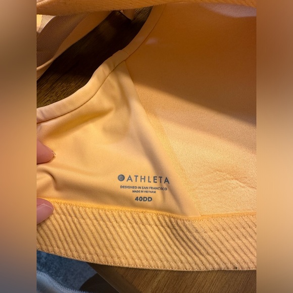 Athleta Advance Bra Sports Bra Size 40DD NO WIRE Peach Crossback - Picture 5 of 5